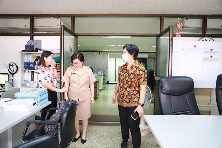 “รสอ.สุชาดา” ตรวจเยี่ยมภูมิทัศน์สำนักงานดีพร้อม เร่งเดินหน้าปรับภูมิทัศน์การทำงานให้ดียิ่งขึ้น