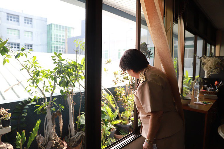 “รสอ.สุชาดา” ตรวจเยี่ยมภูมิทัศน์สำนักงานดีพร้อม เร่งเดินหน้าปรับภูมิทัศน์การทำงานให้ดียิ่งขึ้น