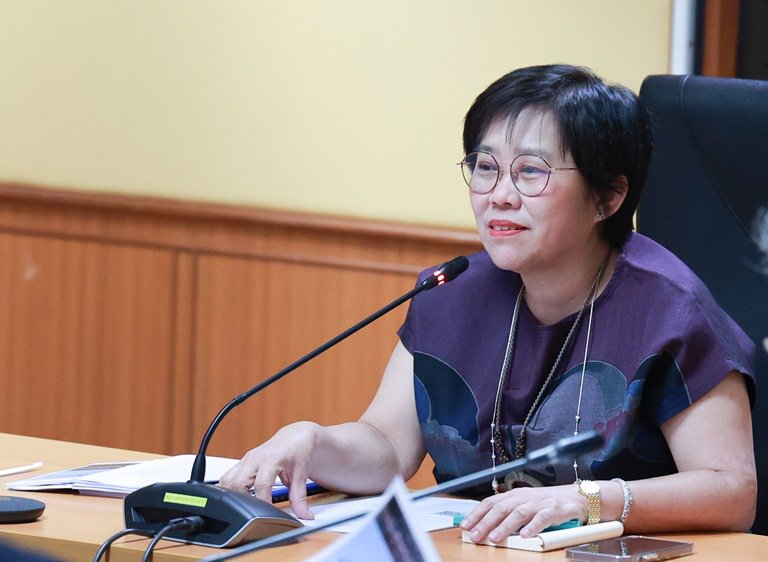 "อธิบดีใบน้อย" ระดมขุนพลดีพร้อมจัดทำและทบทวนแผนปฏิบัติราชการ กสอ. ประจำปี 2567 