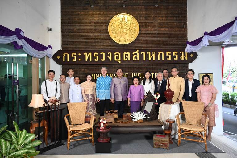 ชื่นมื่น 81 ปี กระทรวงอุตสาหกรรม พร้อมเดินหน้าขับเคลื่อนนโยบาย MIND ใช้หัวและใจ ปั้นอุตสาหกรรมคู่ชุมชน 