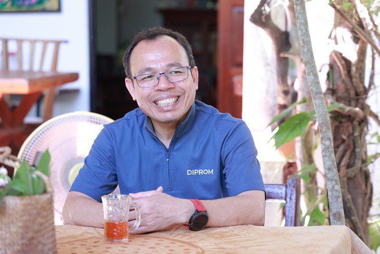 "อธิบดีใบน้อย" เยี่ยมชมศูนย์การเรียนรู้สวนสมุนไพรวิถีไทย ร่วมบูรณาการโมเดลชุมชนดีพร้อม