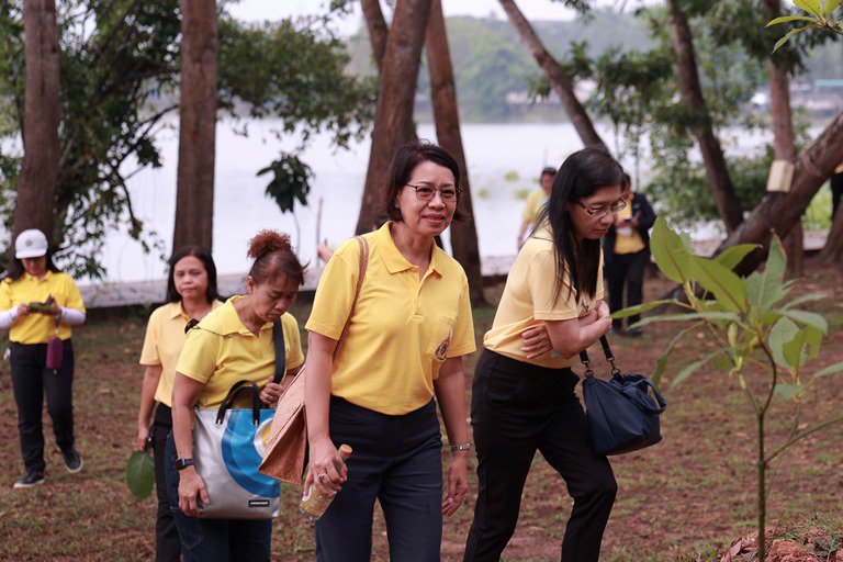 ดีพร้อม ต่อยอดหลาดท่อมโรงสีสู่แหล่งเรียนรู้การแปรรูปสมุนไพรชั้นนำในประเทศไทย