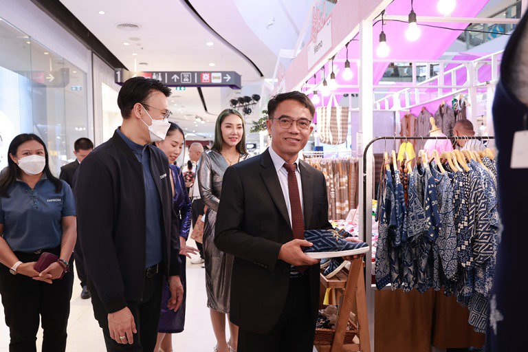 DIPROM Smart Market เสริมศักยภาพการตลาดผู้ประกอบการชุนชน 