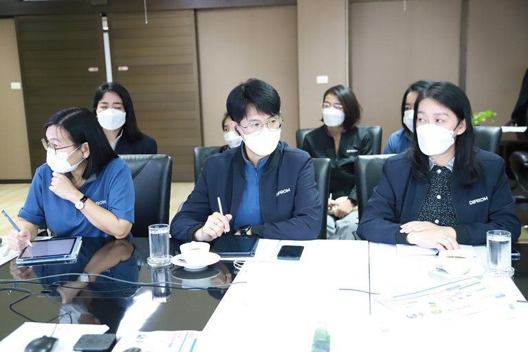 “รสอ.วัชรุน” ร่วมประชุมคณะกรรมการ OTOP 