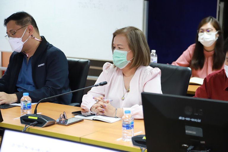 "รสอ.สุชาดา" มอบนโยบายแก่ทีมดีพร้อม กม.กสอ. พร้อมเน้นย้ำการทำงานด้านสตาร์ทอัพในอนาคต