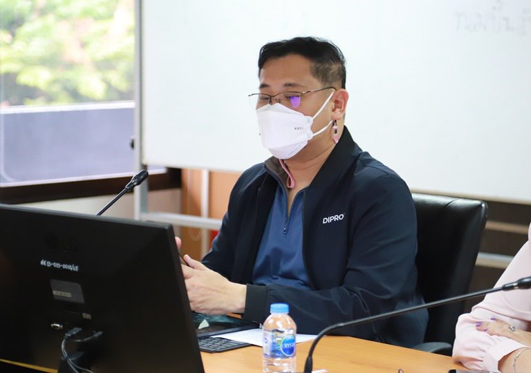 "รสอ.สุชาดา" มอบนโยบายแก่ทีมดีพร้อม กม.กสอ. พร้อมเน้นย้ำการทำงานด้านสตาร์ทอัพในอนาคต