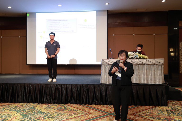 "อธิบดีใบน้อย" มอบนโยบายในแก่บุคลากรดีพร้อมผู้ปฏิบัติงานเงินทุนหมุนเวียนฯ 
