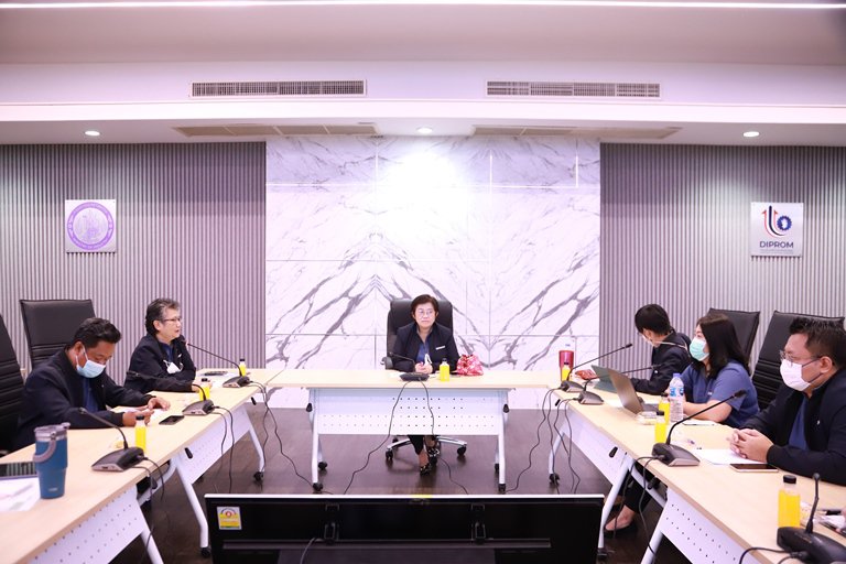 “รสอ.สุชาดา” นั่งหัวโต๊ะ ติดตามผลการดำเนินงานกองยุทธศาสตร์และแผนงาน