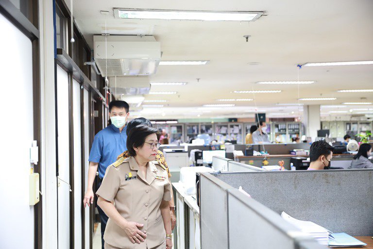 “รสอ.สุชาดา” ตรวจเยี่ยมภูมิทัศน์สำนักงานดีพร้อม เร่งเดินหน้าปรับภูมิทัศน์การทำงานให้ดียิ่งขึ้น