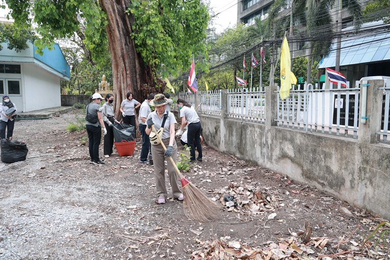"อธิบดีใบน้อย" นำทีมดีพร้อมเตรียมพื้นที่จัด DIPROM Transformation Day