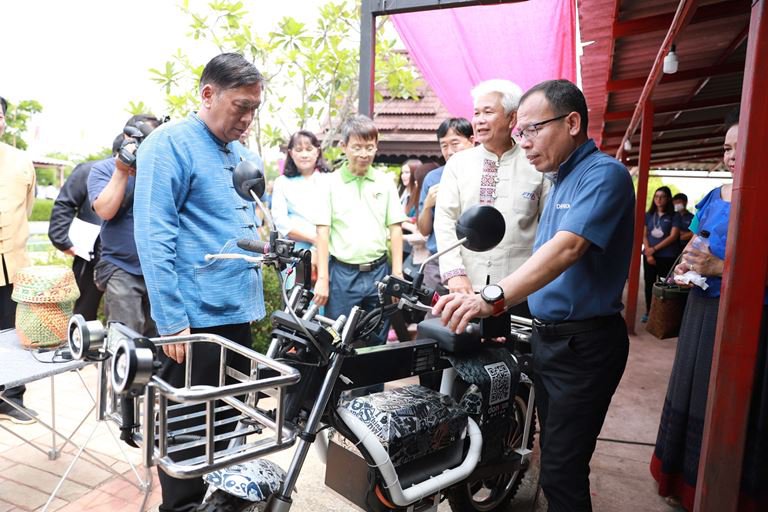 ดีพร้อม เตรียมบิ๊กอีเวนท์ งาน “อุตสาหกรรมแฟร์” สู่ความสำเร็จ 4 มิติเปิดพื้นที่ยกระดับอุตสาหกรรมคู่ชุมชนในพื้นที่ภาคเหนือ คาดสร้างเงินสะพัดไม่ต่ำกว่า 100 ลบ.