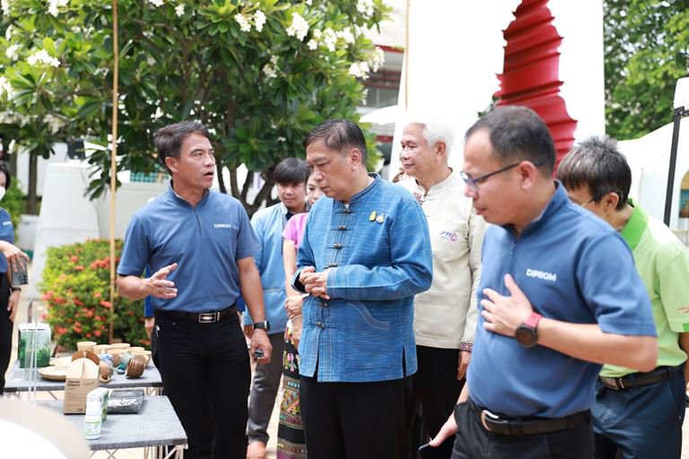 ดีพร้อม เตรียมบิ๊กอีเวนท์ งาน “อุตสาหกรรมแฟร์” สู่ความสำเร็จ 4 มิติเปิดพื้นที่ยกระดับอุตสาหกรรมคู่ชุมชนในพื้นที่ภาคเหนือ คาดสร้างเงินสะพัดไม่ต่ำกว่า 100 ลบ.