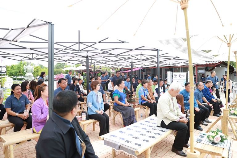 ดีพร้อม เตรียมบิ๊กอีเวนท์ งาน “อุตสาหกรรมแฟร์” สู่ความสำเร็จ 4 มิติเปิดพื้นที่ยกระดับอุตสาหกรรมคู่ชุมชนในพื้นที่ภาคเหนือ คาดสร้างเงินสะพัดไม่ต่ำกว่า 100 ลบ.