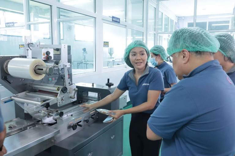 "รสอ.วาที" ลงพื้นที่ตรวจเยี่ยมศูนย์ดีพร้อมเซ็นเตอร์ 11