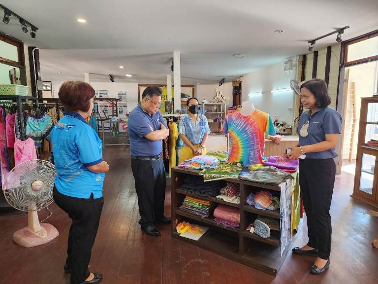 "รสอ.วาที" ลงพื้นที่ตรวจเยี่ยมศูนย์ดีพร้อมเซ็นเตอร์ 11