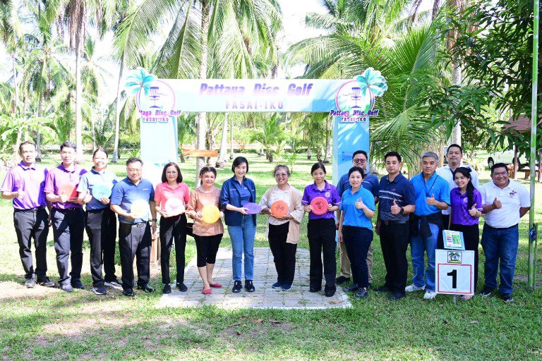 รองปลัดฯ ณัฏฐิญา นำทีม MIND เยี่ยมชุมชนตะเคียนเตี้ย หนึ่งในหมู่บ้านชุมชนดีพร้อมใกล้กรุง เด่นทั้งการท่องเที่ยวเชิงวิถีชีวิต วัฒนธรรม ของฝาก ของที่ระลึก และผลิตภัณฑ์คุณภาพ