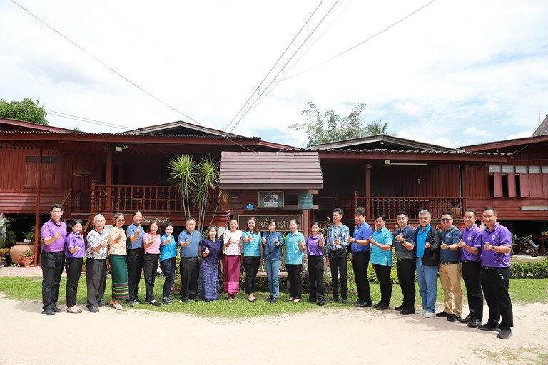 รองปลัดฯ ณัฏฐิญา นำทีม MIND เยี่ยมชุมชนตะเคียนเตี้ย หนึ่งในหมู่บ้านชุมชนดีพร้อมใกล้กรุง เด่นทั้งการท่องเที่ยวเชิงวิถีชีวิต วัฒนธรรม ของฝาก ของที่ระลึก และผลิตภัณฑ์คุณภาพ