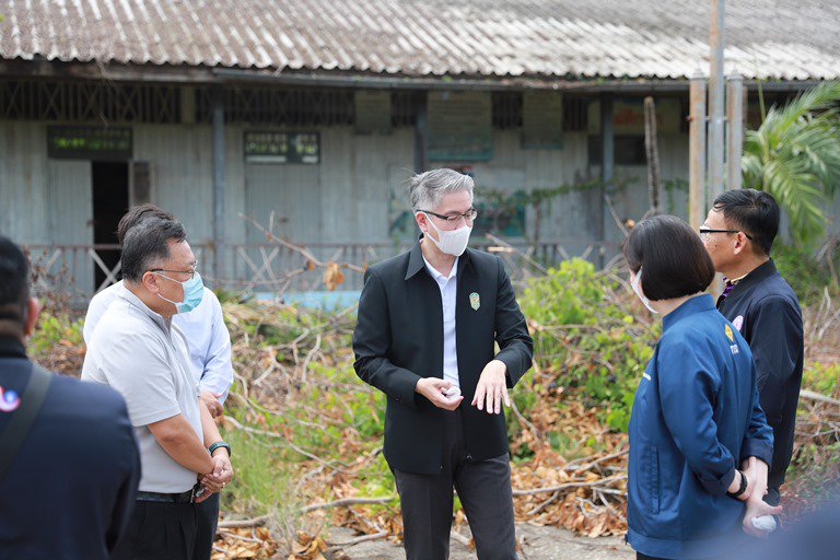 ปลัดฯ ณัฐพล ลงพื้นที่สำรวจอาคาร สอจ.ฉะเชิงเทรา พร้อมรับฟังการนำเสนอแผนคำของบประมาณ ประจำปี 2567 เพื่อพิจารณาก่อสร้างอาคารสำนักงานแห่งใหม่ 