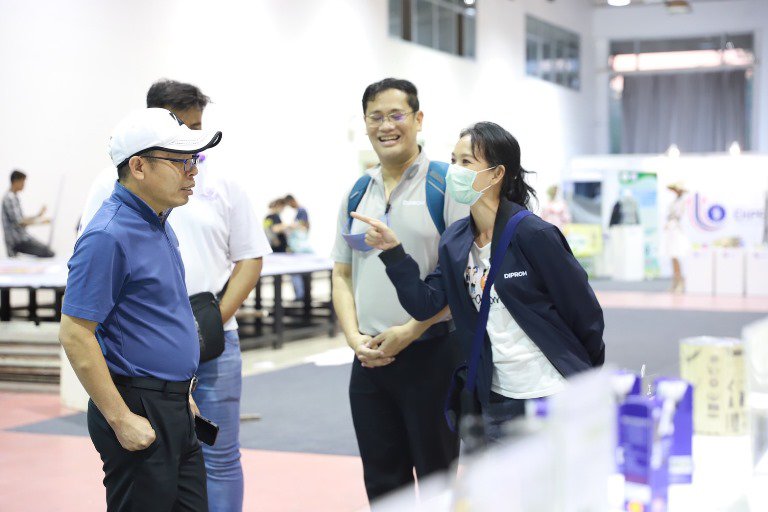 อธิบดีใบน้อย ลงพื้นที่ จ. ลำปาง ติดตามความคืบหน้าพร้อมให้กำลังใจ จนท. ดีพร้อม