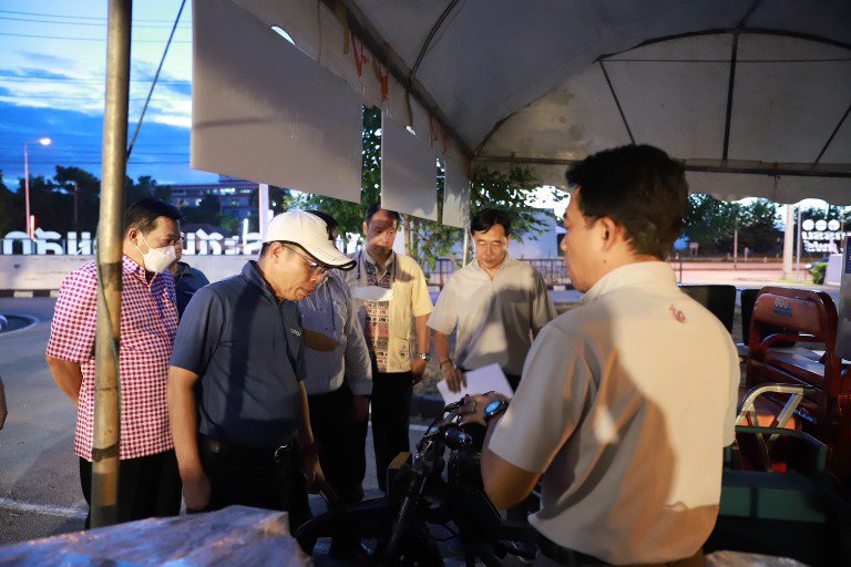 อธิบดีใบน้อย ลงพื้นที่ จ. ลำปาง ติดตามความคืบหน้าพร้อมให้กำลังใจ จนท. ดีพร้อม