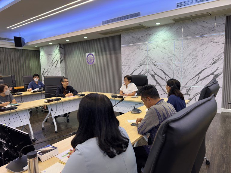 "รสอ.สุชาดา" นั่งหัวโต๊ะติดตามผลการปฏิบัติงานและการใช้จ่ายงบประมาณ