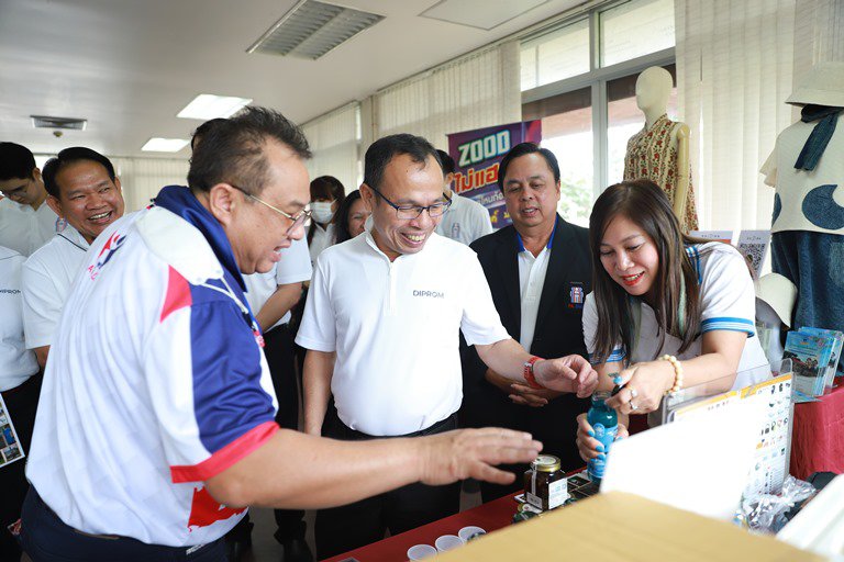 "อธิบดีใบน้อย" แสดงความยินดีพร้อมมอบวุฒิบัตร คพอ.ดีพร้อมภาคเหนือ 5 รุ่น