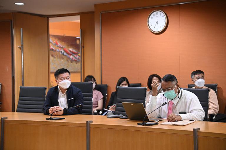 ปลัดฯ ณัฐพล ประชุมด่วน! ติดตามความคืบหน้าการรายงานข้อมูลกลางผ่านระบบ i-SingleForm กำชับให้ทุกหน่วยงานของ อก. เร่งรัดสถานประกอบการทั่วประเทศที่อยู่ในการกำกับรายงานข้อมูลตามที่กฎหมายกำหนดให้ครบ 100% ภายใน 30 มิถุนายนนี้ 