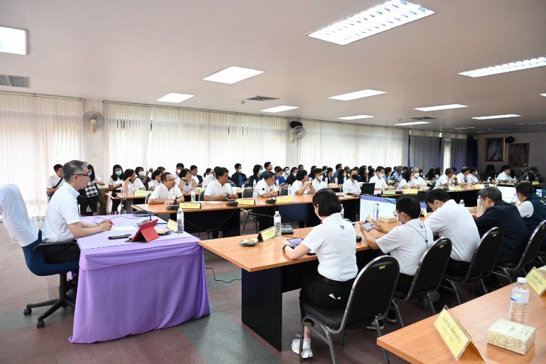 ปลัดฯ ณัฐพล ประชุมด่วน! ติดตามความคืบหน้าการรายงานข้อมูลกลางผ่านระบบ i-SingleForm กำชับให้ทุกหน่วยงานของ อก. เร่งรัดสถานประกอบการทั่วประเทศที่อยู่ในการกำกับรายงานข้อมูลตามที่กฎหมายกำหนดให้ครบ 100% ภายใน 30 มิถุนายนนี้ 