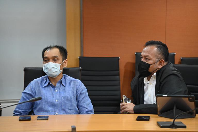 ปลัดฯ ณัฐพล ประชุมด่วน! ติดตามความคืบหน้าการรายงานข้อมูลกลางผ่านระบบ i-SingleForm กำชับให้ทุกหน่วยงานของ อก. เร่งรัดสถานประกอบการทั่วประเทศที่อยู่ในการกำกับรายงานข้อมูลตามที่กฎหมายกำหนดให้ครบ 100% ภายใน 30 มิถุนายนนี้ 