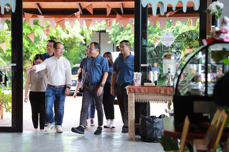 ดีพร้อม เยี่ยมชม cacoa valley ต้นแบบ “โมเดลชุมชนดีพร้อม” 