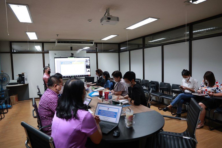 "รสอ.สุชาดา" นำขุนพลเตรียมความพร้อมขับเคลื่อนโครงการตามยุทธศาสตร์ชาติ ประจำปีงบประมาณ 2568”