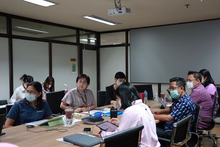"รสอ.สุชาดา" นำขุนพลเตรียมความพร้อมขับเคลื่อนโครงการตามยุทธศาสตร์ชาติ ประจำปีงบประมาณ 2568”