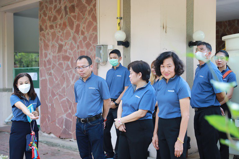 "อธิบดีใบน้อย" นำทีมตรวจเยี่ยมดีพร้อมเซ็นเตอร์เมืองย่าโม