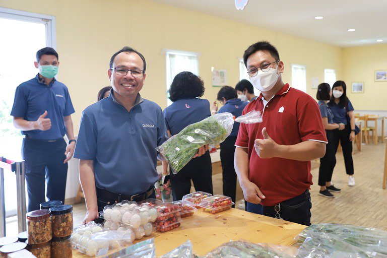 “อธิบดีใบน้อย” นำทีมเยี่ยมชม แดรี่โฮม ต้นแบบโมเดลชุมชนดีพร้อม