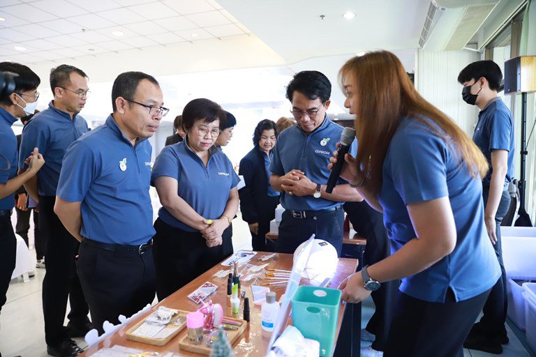 ดีพร้อม ชูผลสำเร็จปั้นนักส่งเสริมอาชีพดีพร้อม สร้างมูลค่าเพิ่มทาง ศก. กว่า 500 ลบ. 