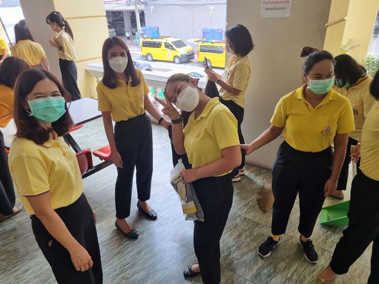 "ดีพร้อม" รวมพลังจิตอาสา ปรับปรุงภูมิทัศน์อาคารนารายณ์รวมพลังคน MIND