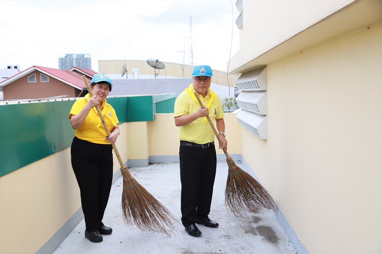 "ดีพร้อม" รวมพลังจิตอาสา ปรับปรุงภูมิทัศน์อาคารนารายณ์รวมพลังคน MIND