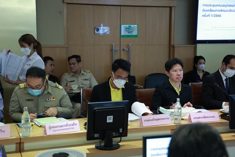 "รสอ.วัชรุน" ร่วมขับเคลื่อนการพัฒนาสับปะรด