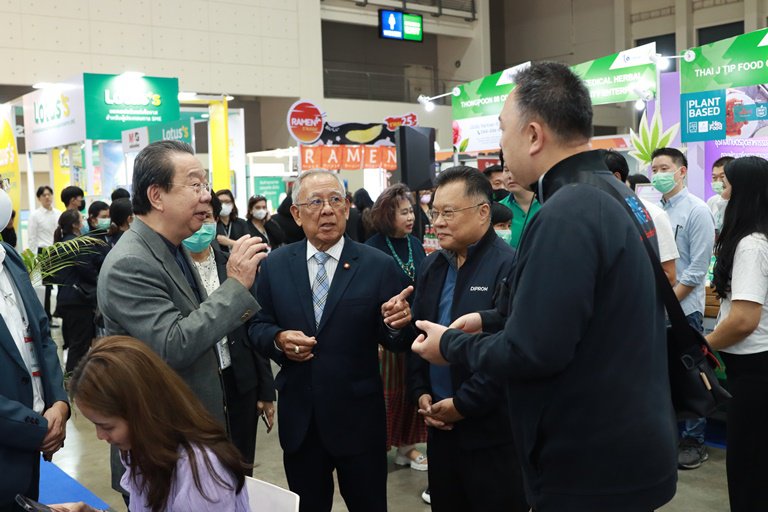 “รสอ.วาที” ร่วมเปิดงาน SMART SME EXPO 2023