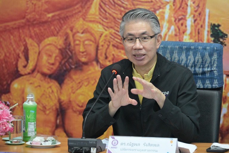 ปลัดฯ ณัฐพล นำทีม MIND ลงพื้นที่อีสานตอนล่าง เร่งเดินหน้านโยบายทั้ง 4 มิติ ทั้งความสำเร็จของธุรกิจ ชุมชน สิ่งแวดล้อม และกระจายรายได้ เพื่อให้โรงงานใช้เป็นแนวทางขับเคลื่อนธุรกิจได้อย่างสมดุลและยั่งยืน 
