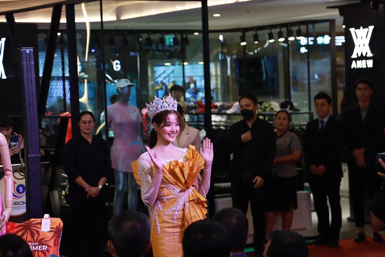 ดีพร้อม ยกทัพสิ่งทอคุณภาพ Thailand Textiles Tag บุกสีลมย่านไข่แดงเศรษฐกิจทดสอบตลาดหนุ่มสาวออฟฟิศ