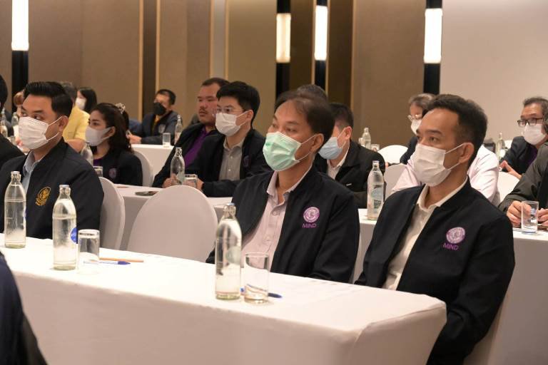 ปลัดฯ ณัฐพล กำชับสำนักงานอุตสาหกรรมจังหวัด เร่งแก้ไขปัญหาข้อร้องเรียน พร้อมบูรณาการนโยบาย MIND ใช้ "หัว" และ "ใจ" ปั้นอุตสาหกรรมคู่ชุมชนอย่างยั่งยืน
