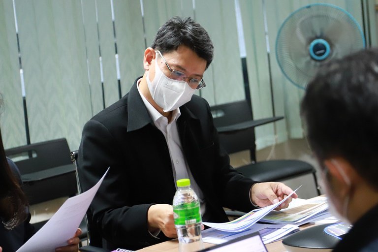 รสอ.สุชาดา" ระดมขุนพลหารือโครงการสำคัญของ อก.
