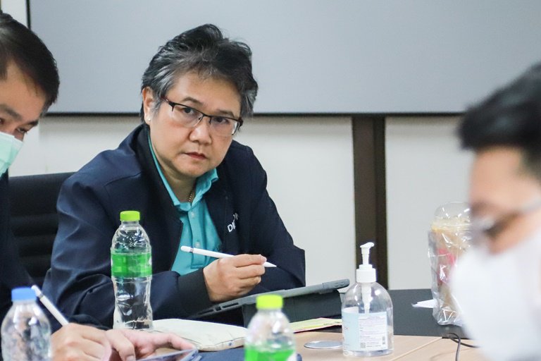 รสอ.สุชาดา" ระดมขุนพลหารือโครงการสำคัญของ อก.