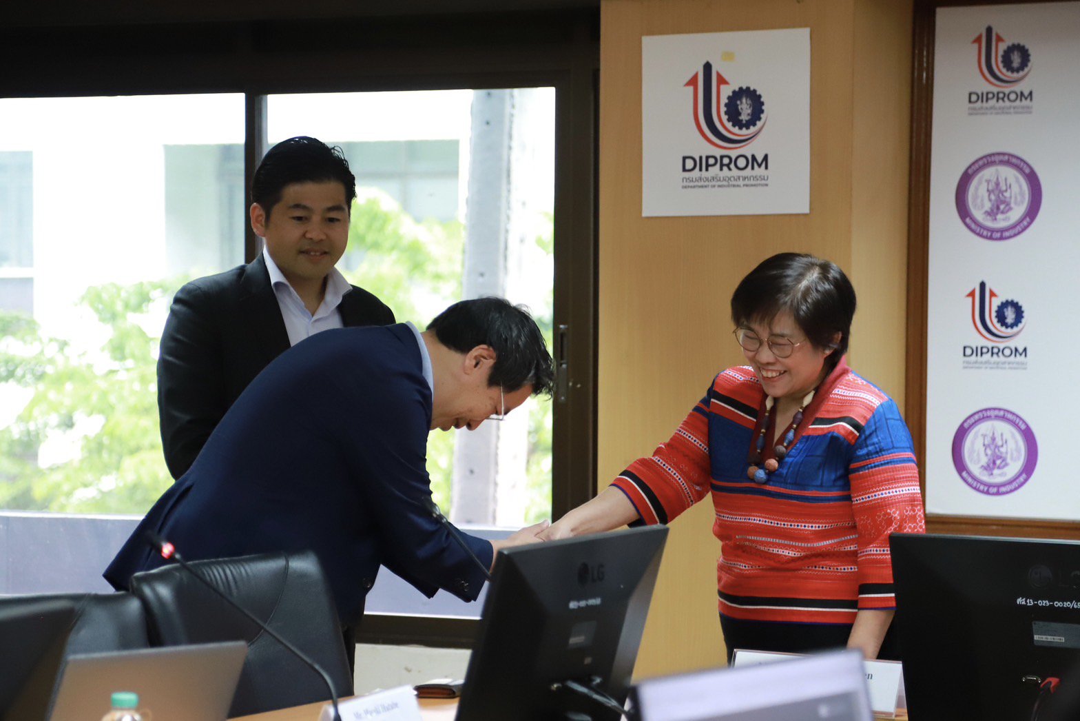 "รสอ.สุชาดา" ต้อนรับคณะ RX Japan หารือสนับสนุนนักธุรกิจไทยในญี่ปุ่น