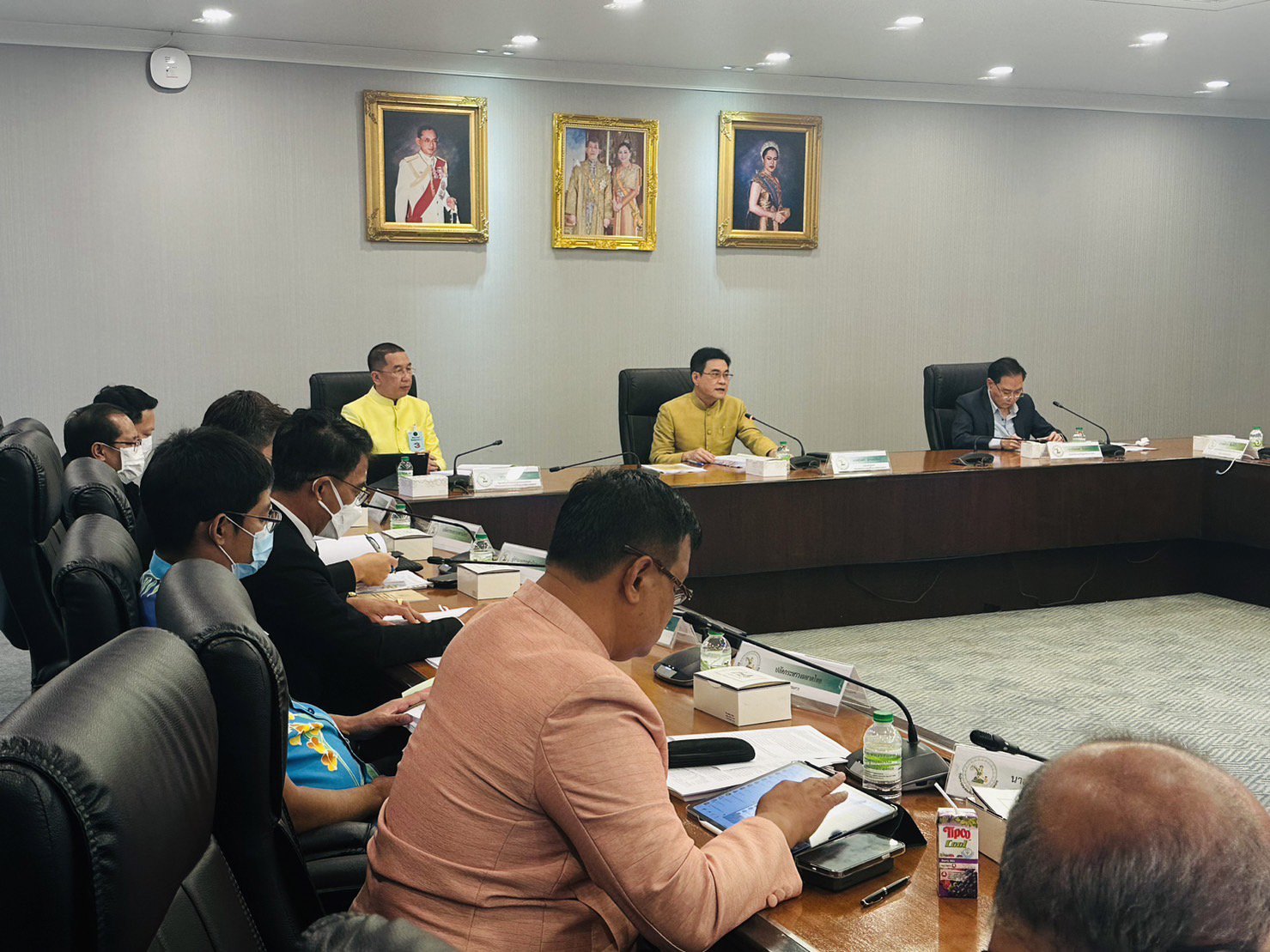 "รสอ.วัชรุน" ร่วมประชุมคณะกรรมการกองทุนฟื้นฟูและพัฒนาเกษตรกร