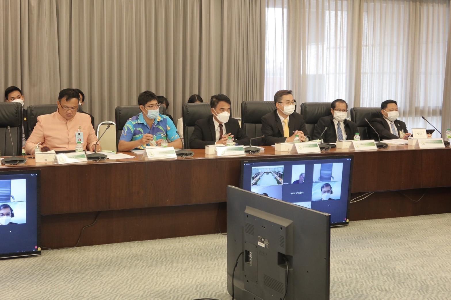 "รสอ.วัชรุน" ร่วมประชุมคณะกรรมการกองทุนฟื้นฟูและพัฒนาเกษตรกร