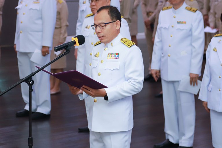 "ดีพร้อม" ร่วมพิธีถวายสัตย์ปฏิญาณเพื่อเป็นข้าราชการที่ดีและพลังของแผ่นดิน ประจำปี 2566 