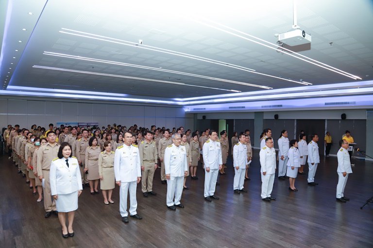 "ดีพร้อม" ร่วมพิธีถวายสัตย์ปฏิญาณเพื่อเป็นข้าราชการที่ดีและพลังของแผ่นดิน ประจำปี 2566 