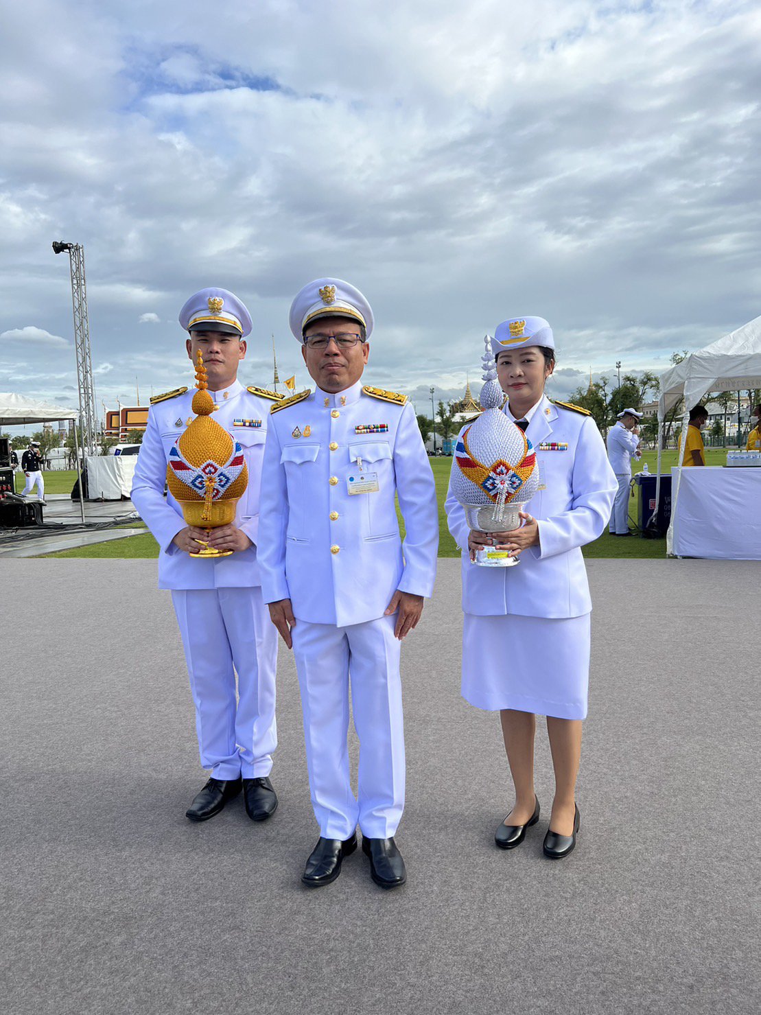 “อธิบดีใบน้อย” ร่วมพิธีถวายเครื่องราชสักการะและจุดเทียนถวายพระพรชัยมงคล เนื่องในวันเฉลิมพระชนมพรรษา รัชกาลที่ 10